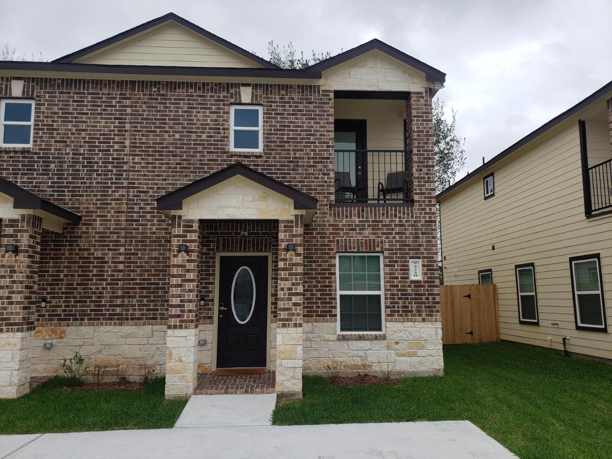 Home Away From Home Unit B Houston Exterior photo